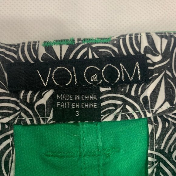 🌀 Volcom Plaid Green Shorts - Picture 10 of 10